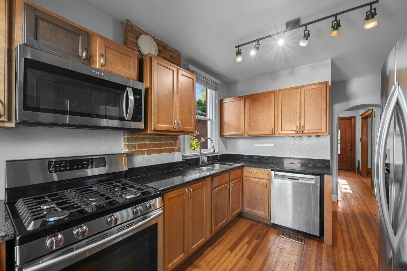 Photo 4 of 3019 N Gaylord Street